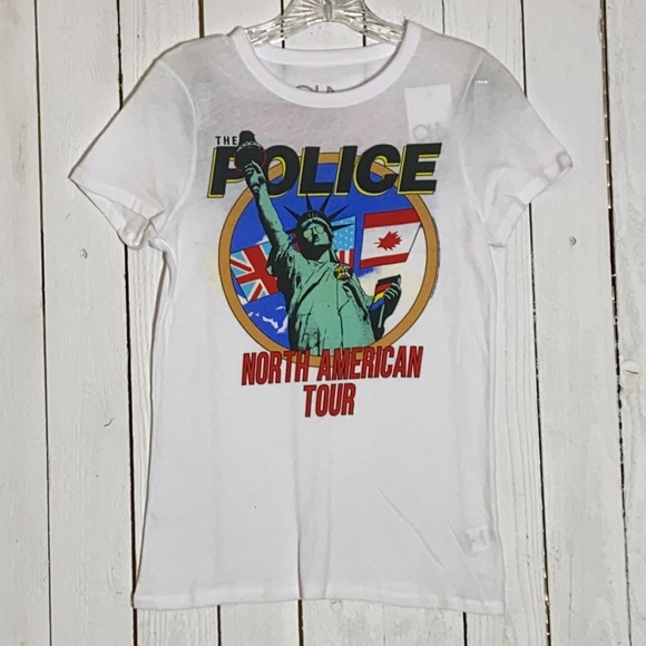 Chaser Police Crop Tee - Picture 9 of 12
